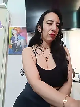 Snapshot of christine-x chatting on June 11, 2026, 12:46 pm christine-x online show from June 11, 2026, 12:46 pm