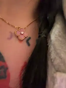 Melissa crazy online show from April 25, 2026, 4:37 pm