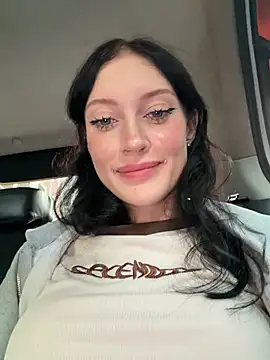 Snapshot of Melissa_crazy chatting on July 5, 2026, 4:14 pm Melissa crazy online show from July 5, 2026, 4:14 pm
