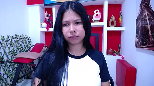 Letty Plugxo online show from January 6, 2026, 1:48 pm