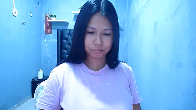 Snapshot of Letty_Plugxo chatting on June 12, 2026, 3:32 pm Letty Plugxo online show from June 12, 2026, 3:32 pm