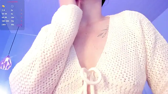 ScarletGV online show from October 15, 2025, 5:39 am