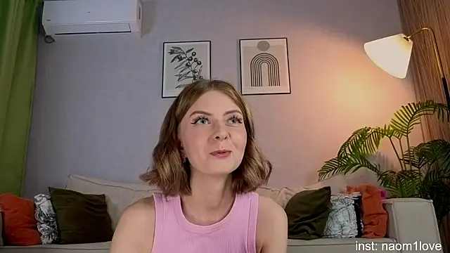 Snapshot of Naomi_Girly chatting on June 26, 2026, 6:36 pm Naomi Girly online show from June 26, 2026, 6:36 pm