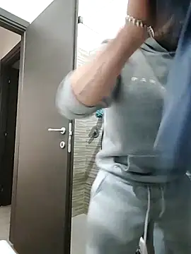 Snapshot of gilera250s chatting on March 8, 2026, 11:57 am gilera250s online show from March 8, 2026, 11:57 am