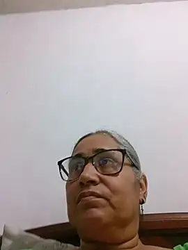  candi online show from June 17, 2026, 4:34 am