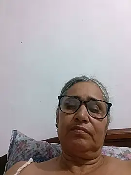  candi online show from June 4, 2026, 11:42 pm