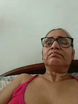 Snapshot of _candi chatting on August 4, 2026, 2:10 pm candi online show from August 4, 2026, 2:10 pm