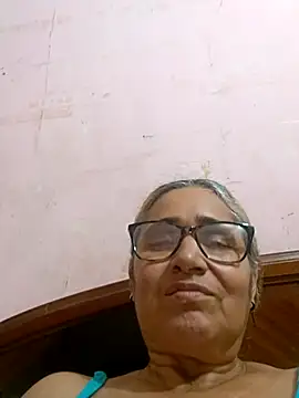  candi online show from November 6, 2025, 3:10 am