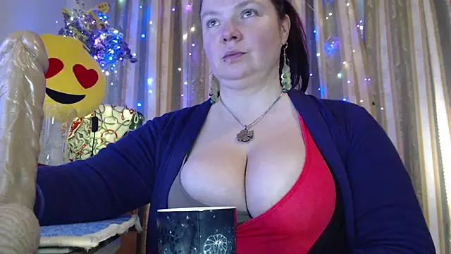 Snapshot of amorelara chatting on March 10, 2026, 6:28 am amorelara online show from March 10, 2026, 6:28 am