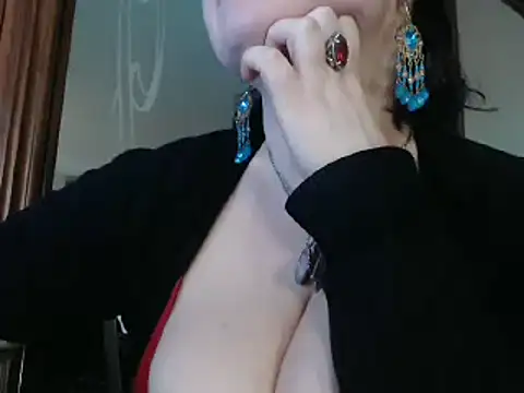 amorelara online show from March 7, 2025, 6:57 am