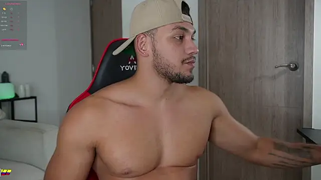 daniel mejia1 online show from February 20, 2026, 10:44 pm