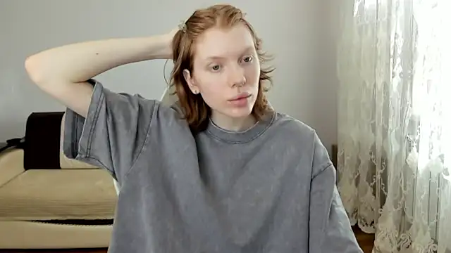 StellaDavis online show from May 4, 2026, 11:02 am