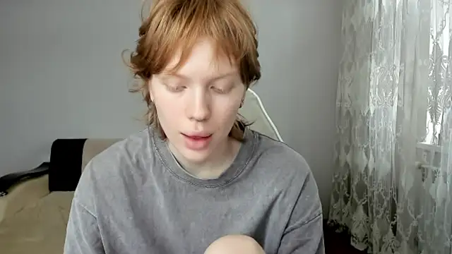 StellaDavis online show from June 28, 2026, 11:05 am