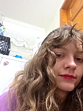 Snapshot of AriellaTaylor chatting on March 22, 2025, 6:00 am AriellaTaylor online show from March 22, 2025, 6:00 am