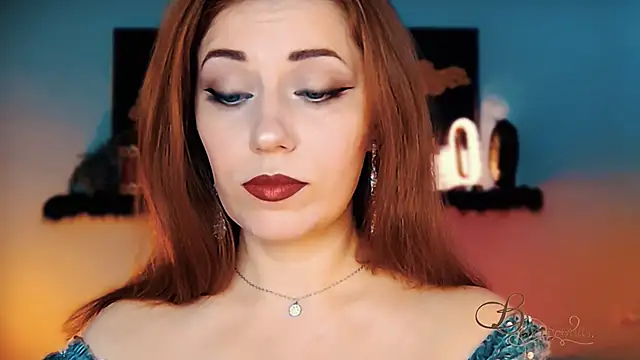 MissBeverlyMills online show from November 29, 2025, 6:02 am