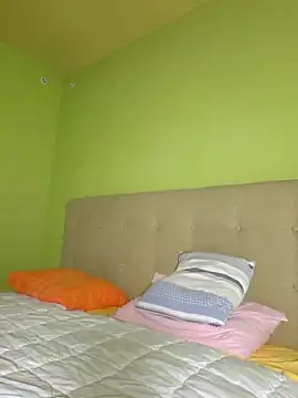 dolcevita002 online show from June 4, 2026, 5:45 am