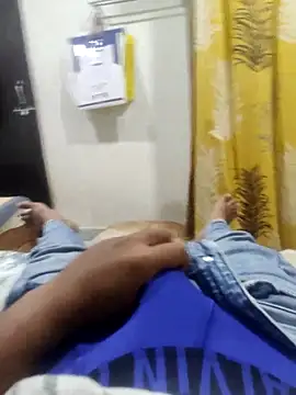 Snapshot of Believerrrr chatting on April 3, 2026, 10:27 pm Believerrrr online show from April 3, 2026, 10:27 pm