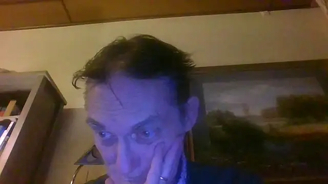Snapshot of Alain-Bertrand chatting on April 6, 2026, 10:55 pm Alain-Bertrand online show from April 6, 2026, 10:55 pm