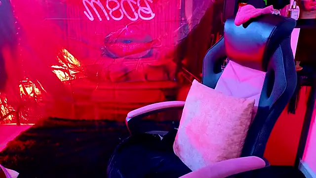 True Bdsm online show from March 3, 2026, 10:06 pm