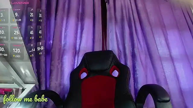 Lina23  online show from November 8, 2025, 11:47 am