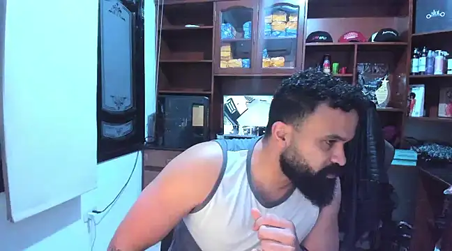 Snapshot of Drako_Argentii chatting on January 22, 2025, 3:20 am Drako Argentii online show from January 22, 2025, 3:20 am