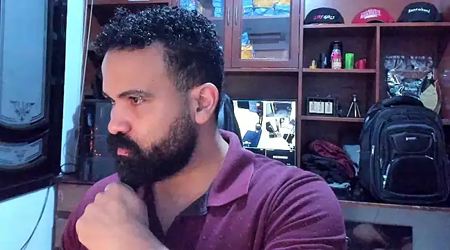 Snapshot of Drako_Argentii chatting on January 25, 2025, 3:30 am Drako Argentii online show from January 25, 2025, 3:30 am