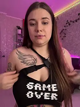 Vikki toriya online show from December 11, 2024, 5:48 pm