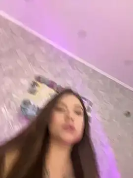 Vikki toriya online show from January 24, 2025, 5:53 pm