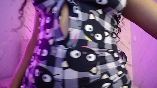 victoria castillo b online show from March 19, 2025, 8:55 am