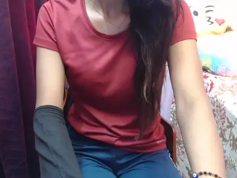 Angel kiyara online show from October 29, 2025, 5:23 pm