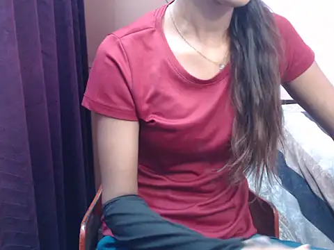 Angel kiyara online show from November 7, 2025, 6:45 pm