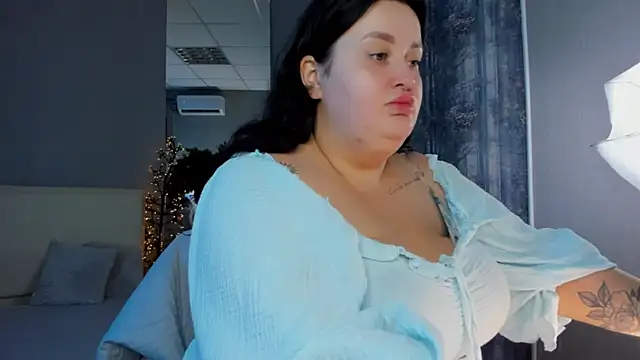 Snapshot of MonaSteele chatting on July 10, 2026, 12:16 pm MonaSteele online show from July 10, 2026, 12:16 pm