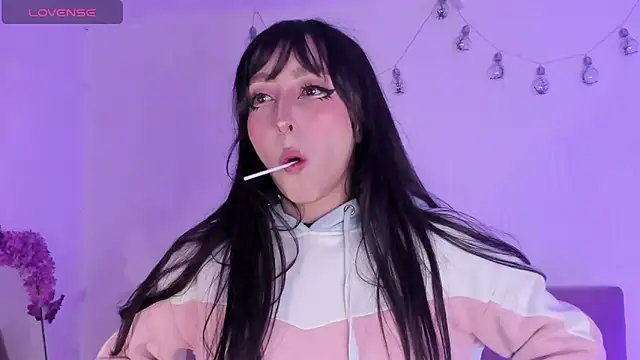 Snapshot of v1cky_ chatting on March 16, 2026, 9:06 pm v1cky online show from March 16, 2026, 9:06 pm