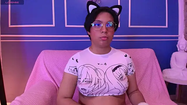 Emmapark  online show from October 29, 2025, 2:21 am