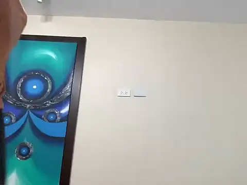 littlelatinhunter online show from October 28, 2025, 12:26 pm