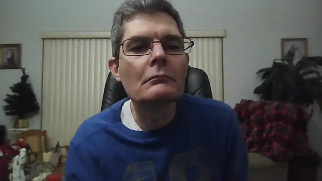 Copfiremen4566 online show from December 16, 2025, 5:11 am