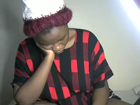 Snapshot of Novah_ chatting on March 21, 2026, 6:12 pm Novah online show from March 21, 2026, 6:12 pm