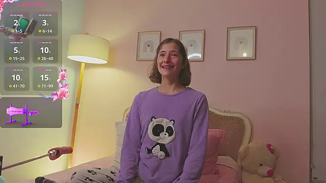 KittyAna online show from February 25, 2025, 8:21 pm