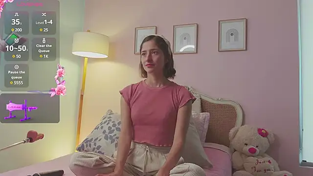 KittyAna online show from February 26, 2025, 7:53 pm