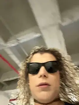 Georgiafox online show from October 2, 2025, 4:43 pm