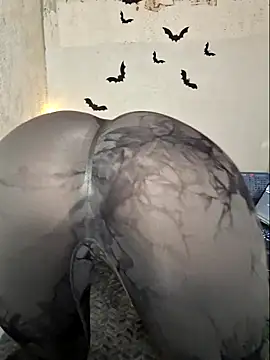 Erotic Synth Goddess online show from March 9, 2025, 5:49 pm