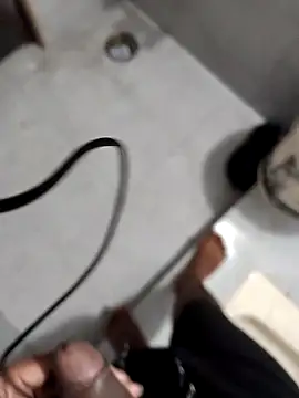 Self-satisfied online show from November 10, 2025, 7:08 pm