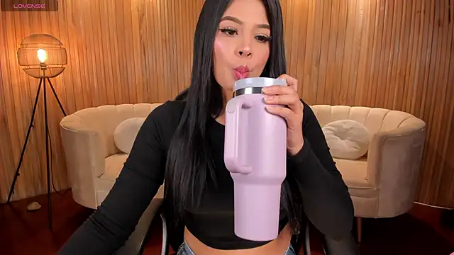 AlyssaDean online show from October 17, 2025, 11:23 am