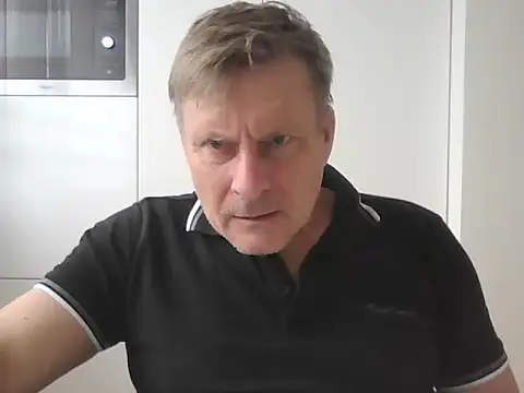 johnnym1 online show from January 8, 2025, 12:26 pm