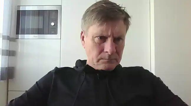 johnnym1 online show from February 4, 2025, 9:38 am