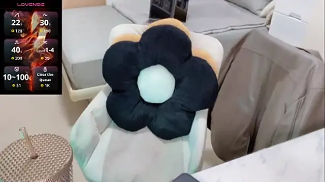 Snapshot of yu5888 chatting on December 22, 2025, 10:04 am yu5888 online show from December 22, 2025, 10:04 am