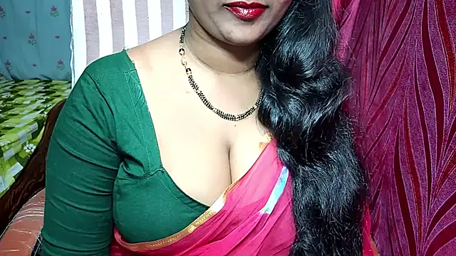 Snapshot of samyukthapuretelugu chatting on January 10, 2026, 10:21 am samyukthapuretelugu online show from January 10, 2026, 10:21 am