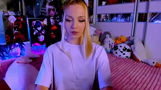 Cute  Pony online show from December 2, 2024, 9:23 pm