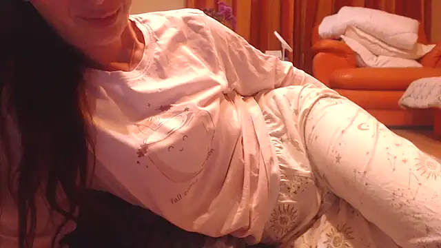 LovelyAndraGirl online show from October 23, 2025, 6:50 pm