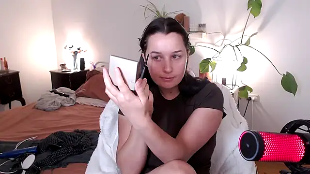 Lenas Room online show from May 7, 2026, 5:22 am
